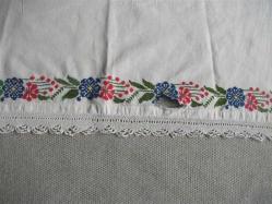 KANAVİÇE İŞLEMELİ - APLİKELİK