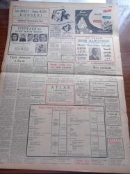 Ulus Gazetesi - 11 Eylül 1953 - CHP Genel Sekreteri Kasım Gülek Hakkari'de Bir Konuşma Yaptı - Amerika'nın Yeni Ankara Büyükelçisi Ekselans Avra Warren - İstanbul'da Yapılan Güzellik Müsabakası - Hüseyin Cahit Yalçın - Antalya Civarında Ormanlar Yanıyor - Milletlerarası Bankadan Türkiye'ye 9 Milyon Dolar Kredi - Amerika'nın Fransa'ya Yeni Yardımı - Nihat Erim Köşe Yazısı - Liselerin Islahı Meselesi Yazan Yunus Kazım Köni - Kemal Gencosman - Silviya Şark Saraylarında - Almanya İle Ticari Protokol imzalandı- Alaska'da Altın Arayıcıları Yazı Dizisi - Ulus'un Resimli Romanı İçimizdeki Düşman - Karikatürler Dünya Basınından - Pakistan Kurucusu Mehmet Ali Cinnah'ın Ölüm Yıldönümü - Amasra'nın Güzellikleri - Aksaray'da Külah Ve Takkeli Yedi Kişi Yakalandı - Kore'de Tarafsız Bölgeye İlk Sevkiyat - Kahve Karaborsası - Yalnız Bir Gece İçin Büyük Ses Üstadı Münir Nurettin Selçuk Şehir Bahçesinde - Nureddin Çamlıdağ Gecesi - Gönül Yazar - İdil Biret Suna Kan Konseri -