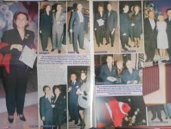 Alem Magazin Dergisi - 24 Şubat 1999 - Nesligül Üstay - Ali Üstay - Canan Tolon - Ömer Dormen - Vitahi Hakko - Ali Kibar - Maria Eliyeşil - Şafak Kibar - Zeynep Çarmıklı - Ayşe Boyner - Tahsin Çifkurt - Hülya Baban - Bülent Eczacıbaşı - Cem Boyner - Alara Uzan - Ceylan Pirinçcioğlu - Kerem Üstünkaya - Halis Komili - Erol Aksoy - Leyla Atalık - Osman Göksu - Müberra Yorgancıoğlu - Beril Şaşmaz - Zerrin Bilimer - Taylan Morova - Şirin Edin - Özben İçli - Nilgün Özköseoğlu - Fatoş Hataylı - Şebnem Çapa - Metin Şen - Begüm Şen - Nedim Keçili - Mehmet Günyeli - Nilgün Dumanlı - Gülşen Işık - Esra Üstünkaya - Fatih Terim fotoğraf ve haberi - Dergi Tam Değildir Sadece 48 Sayfası Mevcuttur - Sayfada Yırtıklar Mevcuttur