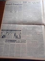 Ulus Gazetesi - 8 Ekim 1953 - Kasım Gülek'in Mersindeki Konuşması - Fenerbahçe İngiltere'nin Hull City Takımına 7 4 Kaybetti - Hüseyin Cahit Yalçın - Florance Chadwick Boğazı Geçti - Şevket Mocan Altınları Göreyim Diyor - İşçi Yapı Kooperatifi Yakın İlgi Bekliyor - Refik Halit Karay'ın Nilgün Romanı Filme Alınacak - Film Yıldızı Erika Renberg - Halk Şairi Mehmet Göçer Hakkında - Silviya Şark Saraylarında - Namık Zeki Aral - Güyana'da Komünist Tehdidi - Manevraya Katılan Türk Yunan Birliği - Türk Milli Talebe Federasyonu'nun Daveti Üzerine Galatasaray Ankara'da - Amerika'nın En Müthiş Banka Soyguncusu Aktör Willie'nin Maceraları Yazı Dizisi - Çiftçi İkramiyesi - Emlâk Bankası - M. Mukadder Atakan