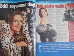 Akşam Kapris Haftalık Aktüalite Sinema Tiyatro Müzik ve Magazin Dergisi - 23 Kasım 2002 - Hülya Koçyiğit - Barış Kocaoğlu - İbrahim Tatlıses - Asena - Hakan Tankut - Aysu Baceoğlu - Aslı Üstünkaya - Ayşe Engin - Ahu Tuğbay - Ark Gurdikyan - Buket Taşdelen - Semra Özal - Yılmaz erdoğan - Gündüz Gedikoğlu - Gökhan Çarmıklı - Siren Ertan - Celal Altınel - Teoman - Hülya Avşar - Hakan Özoğuz - Rafet el Roman - Nalan salur - Canan Yolaç - Sibel Büyükuğur - Kenan Doğulu - Kid Rock - Tamer Karadağlı - Arzu Balkan - Gülay Kamaz - Siren Ertan - Muazzez Ersoy - Hülya Kalyoncu - Harika Avcı - Erçin Dağ - Sarah Brightman - Yusuf İzel - Cem Yılmaz - İbrahim Erkal - Okan Bayülgen - Ajda Pekkan - Sevda Demirel - Ebru Güzel - Serhat Akın - Hande Ataizi - Şenay Akay fotoğraf ve haberi - Tam Takım Dergi