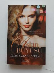 Aşkın Büyüsü - ORJİNAL AYRAÇLI  ( KİTAP 1834 )