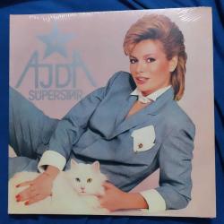Ajda pekkan superstar 3 83 lp plak ambalajında