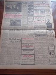 Ulus Gazetesi - 20 Mart 1956 - Kasım Gülek Gaziantep'te Çiçek Yağmuruna Tutuldu - Muzaffer Kurbanoğlu'nun Bilmesi Gereken Hakikat - Bütün Vatandaşlar Demokrat Parti'den Yüz Çevirdi - Sovyet Basını Bizimle İyi Münasebette Israr Ediyor - Kıbrıs'ta Türkler İle Rumlar Dün Çarpıştı - Yunanlılar Şimdi de Türkiye'ye Çatıyor - Aleyhinde Rapor Verilen Bendi Mahi Santrali - Ankara Milletvekili Şeref Kâmil Mengü'nün Cenazesi Bugün Kaldırılıyor - Namık Zeki Aral - Yedi Kızlar Yazan Georges Simenon Yazı Dizisi - Haymana'da Seçimi Bağımsızlar Kazandı - Cemiyet Hayatı - Stalin'in Tenkit Edilmesi Geniş Yorumlara Yol Açtı - Aktör Bernard Bimont Ankara'da - Milli Takımımız Bu Akşam Lizbon'a Hareket Ediyor - Demiryolları Güreş Şampiyonası - Gönül Yazar Gümüş Palas Saz Salonunda - Antalya Portakal Gecesi Cihan Palas Salonlarında - Ordu Karması Tesbit Edildi