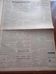 Ulus Gazetesi - 28 Ağustos 1949 - Cumhurbaşkanımız İsmet İnönü Dün Akşam İstanbul'a Gittiler - Hüseyin Cahit Yalçın - Ekonomi Ve Ticaret Bakanı Vedat Dicleli Edremit'te - Demokrat Parti Genel Şefi Celal Bayar'a Teşekkür Ederiz - Meşhur Alim Einstein İleri Öğretim Enstitüsü Direktörü Oppenheimer'le Görüşüyor - Goethe'nin 200. Doğum Yıldönümü - Falih Rıfkı Atay - Feridun Osman Menteşeoğlu - Milliyeti Meçhul 4 Uçağın Yugoslav Topraklarını Bombaladığı Bildiriliyor - Uçan Daireler Gene Ortaya Çıktı - Kıllıgil Fabrikası Gene İzinsiz Patlayıcı Maddeler Yapıyormuş - Ahtapot Avcılığın Meraklı Hikayesi Yazan Arthur Grimble - Eski Diyarbakır Yazan Cahit Beğenç - Ava Gardner Dinamit Fıçısının Üzerinde Oturuyor - Santranç - İkinci Ve Üçüncü Küme Fikstürleri Çekildi - Atletizm Federasyonu Başkanı Naili Moran - Demirspor Bugün Fenerbahçe İle Karşılaşacak