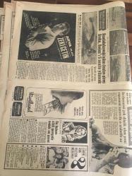 HÜRRİYET    1 ARALIK  1968 YIL :21SAYI :7400----Demirel 'in  Nurcuların  halifesi  olduğunu  söyleyen  Antalya Milletvekili  Hasan  Fehmi  Boztepe adındaki  AP  'li  Bir Delege  Ümmetçiliğini  İlan Etti --Aklınızı  başınıza alın AP 'li  beyler ---Sürat rekortmeni  ,üç  direkli  Arjantin  okul  gemisi İstanbul da --    Dario Moreno  kanlar içinde bulundu --Koma halindeki  ünlü  şarkıcı  ifade veremedi --Sophia -Ponti  çiftine  bekledikleri  doğum  35 milyon  liraya mal olacak ----Anadolu kavağı  denize giren  Aydın  , Boğazı  5 saatte  yüzerek  -----Boston  Canavarı  filmini  gören  baygınlık geçiriyor ---Galatasaray  'ın adı  var  kendi  yoktu -- Beşiktaş 'ın  gayesi  liderlik  İzmir Spor  'un ki  beraberlik --1  golün  bedeli  900 bin lira---