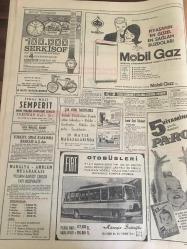 HÜRRİYET GAZETESİ 22 NİSAN  1968 YIL :20 SAYI :7177---28 ilde  ön seçim  yapıldı ----Sahte  belgelerle satılan  otomobiller  toplanıyor --1.2. Sınıfta kalma usulü  tekrar konuyor -- Taşan Fırat  büyük zarara  sebep oldu --Türkan  Şoray   Avrupa da  hürriyetin  tadını çıkardı --Sosyete  büyücüsü  keçi sakallı  hoca  yakalandı --Ruslar  son  kozmos  denemeleri  ile  pilotlu  uzay  uçuşlarına  hazırlanıyor --Alsancak stadında  çetin mücadele  : G. Tepe :1 --Fenerbahçe  : 0 ---Galatasaray  : 1-0-- Beşiktaş  :1  -Hacettepe : 1 --   PTT --Mersin  İd .Yurdu  0-0 berabere kaldı ---Anadolu  Mikrofonu  Kervanı  :Anadolu Yollarında --