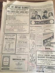 HÜRRİYET GAZETESİ 20 EKİM  1968 YIL :21 SAYI :7358--Amerikan  basını  tasvip  etmiyor  : Biz ona  prenslerin  layık görüyorduk   .Fakat Jackıe  , yaşlı  bir korsanı  seçti --Türk  casus  İmre  ile  alakası  olan  3. Alman  subayı  da intihar etti -- Mücadele Parti  Meclisi Üyeliği  İçin Yapılıyor --  Halk  :Ecevit  hayranını  olam  , paşam  kurbanın  olam  diye  tempo tuttu --Demirel  , dün  İstanbul da  temel attı ---Nixon  :NATO  'nun  dağılacak  hale  gelmesinde  hata Amerika 'nın  dedi ---Sevinç  ,Akdağ  ,Ağralı  ve Atalay  galip  : Esenceli  ve Yılmaz  elendi --Uzun  atlamanın  8 yıllık  saltanatına son verildi --- Fenerbahçe  -Beşiktaş -Galatasaray --Vefa --İsmail Akçay Bugün Yarışıyor ---Alman 'ın  kurşunları  ile  kötürüm kalan  aşçı  Mustafa da öldü -- Kurultay da notlar artık   seçimin  notlarını arıyorlar ---