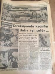 HÜRRİYET GAZETESİ 20 EKİM  1968 YIL :21 SAYI :7358--Amerikan  basını  tasvip  etmiyor  : Biz ona  prenslerin  layık görüyorduk   .Fakat Jackıe  , yaşlı  bir korsanı  seçti --Türk  casus  İmre  ile  alakası  olan  3. Alman  subayı  da intihar etti -- Mücadele Parti  Meclisi Üyeliği  İçin Yapılıyor --  Halk  :Ecevit  hayranını  olam  , paşam  kurbanın  olam  diye  tempo tuttu --Demirel  , dün  İstanbul da  temel attı ---Nixon  :NATO  'nun  dağılacak  hale  gelmesinde  hata Amerika 'nın  dedi ---Sevinç  ,Akdağ  ,Ağralı  ve Atalay  galip  : Esenceli  ve Yılmaz  elendi --Uzun  atlamanın  8 yıllık  saltanatına son verildi --- Fenerbahçe  -Beşiktaş -Galatasaray --Vefa --İsmail Akçay Bugün Yarışıyor ---Alman 'ın  kurşunları  ile  kötürüm kalan  aşçı  Mustafa da öldü -- Kurultay da notlar artık   seçimin  notlarını arıyorlar ---