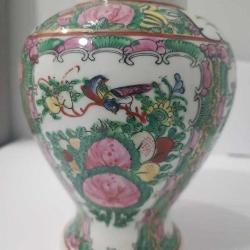 Antika El Boyama Kapaklı Porselen Vazo Çin