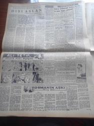 Halkçı Gazete - 29 Mayıs 1955 - İngiltere'de Seçimler Bitti Grev Berdevam - Kozan Cezaevinde Ayaklanma Mahkumlar Kaymakamı Omuzlarda Taşıdı - Muhafazakar Parti Lideri Churchill Muzaffer Oldu - Doktor Mükerrem Sarol Konya'da Dün Çok Sert Konuştu -  Sovyet Yugoslav Görüşmeleri - Kırkpınar'da Baş Pehlivan Bugün Belli Olacak - Ankara Güzelleri Nil Alpar Yurdanur Gürkök Türkan Yalçın Ve Esin Aras - Ali Tetik Atomik Polis Hafiyesi - Yosmanın Aşkı Mary Anne Yazan Daphne Du Maurier Yazı Dizisi - Terziler Federasyonu Kongresi - Atom Komitesinin Çalışmaları Bitti - Ankara Festivali - Atatürk Devri Yazan Hüseyin Cahit Yalçın Yazı Dizisi - Emel Gazimihal BBC Radyosuna Staj Yapmaya Gidiyor- Yeni Sesler Yeni Sazlar Fikret Kozinoğlu - İzmir'in En Tipik Askerî Güneri Kocatepe Kimdir - Eski Kral Faruk İş Arıyor Yazı Dizisi - Sana Nebati Yağ - Adalet Ankara'da Kaybetti - Ankaralı Hakem Zülbahar Sağnak En Çok Maç İdare Eden Hakem Oldu - Fluminense Galatasaray'ı Yendi