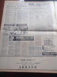 Halkçı Gazete - 10 Aralık 1954 - Öğretmenlere Dair Yeni Tasarı - Sırrı Atalay'ın Basına Demeci - Buz Devrine Dair Tetkikler - İnsan Hakları Beyannamesi - Akis Dergisinin Duruşması - Bir Türk Subayının Keşfi - Sovyetler Havada Kuvvetleniyor - Sevişme Problemi Çetin Altan Köşe Yazısı - Sanat Sevenler Kulübü - Yugoslavya'da Türk Malları - Libya'ya Vereceğimiz Silahlar - Sovyet Casusu Nasıl Kaçmış - Hüseyin Cahit Yalçın'ın 50 Yıllık Siyasi Hatıraları Meşrutiyet Devri Ve Sonrası Yazı Dizisi - Baykara'nın Serüvenleri Baykara Hollywood'da Resimli Roman - Mary Pickford Hayatını Anlatıyor Yazı Dizisi - Dost Mu Düşman Mı Yazan Oreste Pinto Yazı Dizisi - Cemiyet Hayatı - Caddeyi Asfaltlayan Ev Kadınları - Küçük Hikaye Kumar Borcu Namus Borcu Yazan Nevvare Gövsa