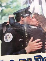 Polis Akademisi, (SCUOLA DI POLIZIA - Police Academ) 1984, İTALYANCA FİLM AFİŞİ / POSTERİ - BÜYÜK BOY - ORİJİNAL - 66 X 46 cm EBADINDA - Original Turkish Big Size Movie Poster - Hugh Wilson, Neal Israel, Pat Proft, Hugh Wilson, Steve Guttenberg, Kim Cattrall, G.W. Bailey, Bubba Smith, Donovan Scott, George Gaynes, Andrew Rubin, David Graf, Leslie Easterbrook, Michael Winslow, Debralee Scott, Bruce Mahler, Ted Ross, Scott Thomson, Brant von Hoffman, Marion Ramsey, Georgina Spelvin, Doug Lennox, George R. Robertson, Don Lake, Bill Lynn, Michael J. Reynolds, Joyce Gordon