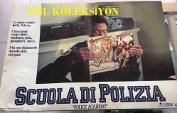 Polis Akademisi, (SCUOLA DI POLIZIA - Police Academ) 1984, İTALYANCA FİLM AFİŞİ / POSTERİ - BÜYÜK BOY - ORİJİNAL - 66 X 46 cm EBADINDA - Original Turkish Big Size Movie Poster - Hugh Wilson, Neal Israel, Pat Proft, Hugh Wilson, Steve Guttenberg, Kim Cattrall, G.W. Bailey, Bubba Smith, Donovan Scott, George Gaynes, Andrew Rubin, David Graf, Leslie Easterbrook, Michael Winslow, Debralee Scott, Bruce Mahler, Ted Ross, Scott Thomson, Brant von Hoffman, Marion Ramsey, Georgina Spelvin, Doug Lennox, George R. Robertson, Don Lake, Bill Lynn, Michael J. Reynolds, Joyce Gordon