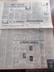 Halkçı Gazete - 16 Aralık 1954 -  Merihliler Arz Küresinde Yazan R.F. Casl Yazı Dizisi -Kıbrıs Meselesi Reddedildi - Birleşmiş Milletler Siyasi Komisyonunda Yeni Zelanda'nın Teklifi Kabul Edildi - Kira Kanunu İle İlgili Çalışmalar - Kars Milletvekili Mehmet Hazer'in Sözlü Soruları - NATO Teşkilatı Toplanıyor - İspanya Üniversiteleri - Ölüm Tuzağı Mısır Ehramları Arasında Yazan Cyril Beaton Yazı Dizisi- Üniversite Korosu Konya'ya Gidiyor - Kuzu Fiyatına Hindi Satılıyor - Zale Parry Çıplak Vücutla Dünya Dalma Rekoru Kırdı - NATO'nun 132 Hava Meydanı - Hüseyin Cahit Yalçın'ın 50 Yıllık Siyasi Hatıraları Meşrutiyet Devri Ve Sonrası Yazı Dizisi - Piyanoyu Ayakla Çalan Rozina Adler - Mary Pickford Hayatını Anlatıyor Yazı Dizisi - Dost Mu Düşman Mı Yazan Oreste Pinto Yazı Dizisi - Vefa Beykoz Berabere Kaldı - Basketbol Teşvik Turnuvası - Haftanın Lig Maçları - Ankaragücü Gençlerbirliği Maçı