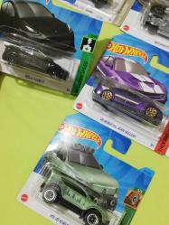 Koleksiyonluk Dekorluk Hediyelik hot wheels metal arabalar volvo land rover dodge tesla corvette porsche ford escort chevy nova wagon 10 adet seçme araba set 1.64 ölçekli araçlar