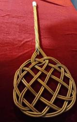 ANTİKA OLDUKÇA YAŞLI ESKİNİN BAMBU HALI DÖVECEĞİ(HATASIZ,KIRIK ÇATLAK YOK.ENDER ÇIKAR) 147