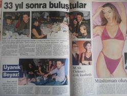 Şamdan Haftalık Aktüalite Sinema Tiyatro Müzik ve Magazin Dergisi - 15 Ekim 2000 - Nigar Talibova - Ebru Gündeş - Ajda Pekkan - Nihat Odabaşı - Hande Ataizi - Kenan Doğulu - Ebru Şallı - Harun Tan - Helin Avşar - Seren Serengil - Hande Ataizi -Ajda Pekkan - Erol Özbaş - Sezen aksu - Seren Serengil - Vatan Şaşmaz - Muazzez Ersoy - İbrahim Tatlıses - Ajda PEkkan - Erol Özbaş - Emel Müftüoğlu - Ozan Doğulu - Deniz Akel - Ece Erken - Tuncer Öztarhan - Mahsun Kırmızıgül - Pınar Dilşeker - Julia Nitu - Selçuk Ural - Hakan Ural - Engin Can - Ceyhan Çubukçu - Vahe Kılıçarslan - Fatma Yaman - Serdar Bilgili - Çiğdem Şardan - Yiğit Şardan - Ali Ramazanoğlu - Deniz Pulaş - Ece Erken - Nefise Karatay - Sezen Aksu - Muazzez Abacı - Müzeyyen Senar - Pascal Nouma - Serdar Ortaç - Cenk Eren - Erol Atar - Nihat Odabaşı - Şengül Balıksırtı fotoğraf ve haberi - Tam Takım Dergi