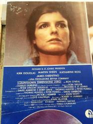 Beklenmeyen Baskın (The Final Countdown) 1980, İNGİLİZCE FİLM AFİŞİ / POSTERİ - BÜYÜK BOY - ORİJİNAL - 67 X 45 cm EBADINDA - Original Turkish Big Size Movie Poster - Don Taylor, Thomas Hunter, Peter Powell, David Ambrose, Kirk Douglas, Martin Sheen, Katharine Ross, James Farentino, Ron O'Neal, Charles Durning, Victor Mohica, James Coleman, Soon-Tek Oh, Joe Lowry, Alvin Ing, Mark Thomas, Harold Bergman, Dan Fitzgerald, Lloyd Kaufman, Peter Douglas, Ted Richert, George Warren, Gary Morgan, Phil Philbin, Robert Goodman, Richard Liberty, Neil Ronco, Bill Couch, Jack McDermott, Masayuki Yamazuki, George H. Strohsahl Jr., Ronald R. Stoops, Kenneth J. Jaskolski, Sergei M. Kowalchik, Jake Dennis, Jim Toone, 	Edward J. Deats, Robert L. Huffman, James R. Augustus, Sam P. Baldwin, Ronnie J. Ellis, Timothy W. Gersbacher, Wayne L. Flesher, William S. Frost, David H. Signor, Tommy Abel, Andrew Akerson, Edward Andrews, Nick L. Anelli, Frank R. Arko, Emory W. Brown, Michael K. Balint