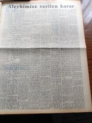 Halkçı Gazete - 25 Eylül 1954 - Aleyhimizde Verilen Kararın Tam Metni - Üç Arkadaşımıza Verilen Hapis Cezaları Yekûnu 123 Ay - Kıbrıs Meselesinin Birleşmiş Milletler'de Gündeme Alınmasından Yunanistan Memnun - İbrahim Cüceoğlu - İsmet İnönü 71 Yaşında - Dil İnkılabının Yıldönümü - Lig Maçları Bugün Başlıyor - Futbol Federasyonu İstifamı Ediyor - Eski Futbol Federasyonu Başkanı Orhan Şeref Apak - Halkçı'nın Resimli Romanı Aşk Yakutu - Ahmet Küspeci Köylü Gazetesini Dava Etti - Marsilya Fuarında Türk Pavyonu - Çamlıca Kız Lisesi - Müslüman Kardeşler Toplantısı - Hüseyin Cahit Yalçın'ın 50 Yıllık Siyasi Hatıraları Meşrutiyet Devri Ve Sonrası Yazı Dizisi - Lig Maçları Bugün Başlıyor - Baykara'nın Serüvenleri Kurul Savaşçıları Resimli Roman- Pond's Kremleri - Ankara Sonbahar At Yarışları - Doğan Sigorta Anonim Şirketi