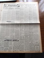 Halkçı Gazete - 20 Temmuz 1954 - Saklı Mallara El Konulabilecek - Bazı İçkilerden Tekel Kalkıyor - Dil Kurultayı Bugün Toplanıyor - Kars'ta Kümbet Camii Yıktırılıyor - Türk Filmi Artisti Muzaffer Tema - Liman İşçileri Grevi - Hekimliğin Devletleşmesi İsteniyor - - Mösyö Lökok Yazan Emile Gaborian Yazı Dizisi - Muammer Karaca Aleyhine Dava - Namık Zeki Aral - Halkçı'nın Resimli Romanı Aşk Yakutu - Genç Çiftçiler Mübadelesi - Doğu Almanya'da Sabotajlar - Peyk Din Adamları Amerika'da - Kızıl Çin'in Birleşmiş Milletler'e Alınması - Rubens'in Bir Resmi Çalındı - Yün İpliği İçin Kredi İstendi - Hayatımın Hikayesi Marilyn Monroe Yazı Dizisi - Hüseyin Cahit Yalçın'ın 50 Yıllık Siyasi Hatıraları Meşrutiyet Devri Ve Sonrası Yazı Dizisi - Brezilya'nın Bakir Ormanlarında Tigrero Yazı Dizisi - Spor Kralı Müsabakamız - Türkiye Yüzme Rekorlarını Veriyoruz - Fenerbahçe Kulübünün Toplantısı