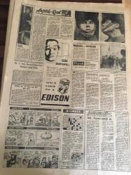 YENİ SABAH GAZETESİ  1961 YIL :24 SAYI :8147---YTP de Kabineye girmemek yüzünden  anlaşmazlık çıktı --Hükümet programının  ana hatları açıklandı --AP,CHP dışında  bir koalisyon  kurulamamasının  sebebini  açıkladı --Ayla Sulukule de   hapis  diye  ihbarda bulunuldu --Gecekonduların  yıkımı  durduruldu ---Nihat Erim  Feragat Etti ---Pakistan da  kuşlar  istikbalden  haber veriyor --APAK , ilk  iş  olarak  kulüplerin  mali  sıkıntılarını  ele alıyor --Beşiktaş ve Vefa dün  Ankara 'ya gitti ---Basketbol   hakemlerinin boykotu ----