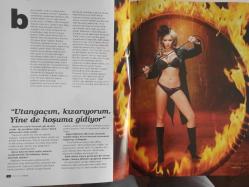 Boxer Magazin Dergisi - Temmuz 2006 - Jon Stewart - Kanat Atkaya - Nicole Richie - Dünyaya Bakış - Kötü Kedi Şerafettin - Faye Dunaway - Jennifer Ellison - Altın Kural: Saat Kaç? - Boxer Halkı Sandık Başına! - Bilimsel Metotla Tavla - Dilek Plajda - Abdülkerim Durmaz - İki Litrelik Koladan Nasıl Fiskiye Yapılır? - Yurt Dışında İş Kurma Rehberi - Jean PAul - Jimena Tonienti - Özgürcan Özcan fotoğraf ve haberi - Tam Takım Dergi