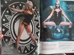 Boxer Magazin Dergisi - Temmuz 2006 - Jon Stewart - Kanat Atkaya - Nicole Richie - Dünyaya Bakış - Kötü Kedi Şerafettin - Faye Dunaway - Jennifer Ellison - Altın Kural: Saat Kaç? - Boxer Halkı Sandık Başına! - Bilimsel Metotla Tavla - Dilek Plajda - Abdülkerim Durmaz - İki Litrelik Koladan Nasıl Fiskiye Yapılır? - Yurt Dışında İş Kurma Rehberi - Jean PAul - Jimena Tonienti - Özgürcan Özcan fotoğraf ve haberi - Tam Takım Dergi