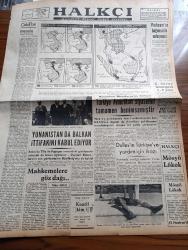 Halkçı Gazete - 5 Haziran 1954 - Vietnam Bağımsızlık Anlaşması - Galatasaray İzmirspor'a 4 0 Galip - Hindiçini Savaşı'nın 7 Yıllık Seyir Haritası - Başbakan Adnan Menderes'in Demeci Türkiye Amerikan Siyasetini Tamamen Benimsenmiştir - Dulles'in Türkiye'ye Yardım İçin İkazı - Vietnam'ın Bağımsızlık Anlaşması - Yunanistan'da Balkan İttifakını Kabul Ediyor - Fahrettin Ergüvenç - Evliya Çelebi Gibi Yazan Muhtar Enata - Tavuk Göğüscüleri Himaye Derneği - Antalya'da Fil Hastalığına Karşı Tedbirler - Habeşistan İmparatoru Haile Selasiye'yi 1 Milyon Kişi Alkışladı - Kurbağa Kadın Jean Clarke - İlim Ve Teknik Dünyası Rüyalar - Dünyanın En İlgi Çeken Zengini Ağa Han Hayatını Anlatıyor Yazı Dizisi - Baykara'nın Serüvenleri Yeni Zamanlara Doğru Resimli Romanı - İran Tab Güreş Kulübünün Son Müsabakaları - Manchester Tiyatrosunun Patinaj Yıldızları Desmond Scott İle Kathie Warren - Pond's Kremleri - Sana Nebati Margarin - İstanbul Şehir Tiyatrosu