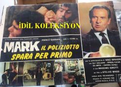 MARK - İÇİMİDEKİ TEHLİKE, İtalyanca ORİJİNAL SİNEMA, Film AFİŞİ, (MARK IL POLIZIOTTO SPARA PER PRIMO) 1975, FİLM AFİŞİ / POSTERİ - BÜYÜK BOY - ORİJİNAL - 67 X 48 cm EBADINDA - Original Turkish Big Size Movie Poster - Teodoro Corrà, Stelvio Massi, Dardano Sacchetti, Franco Gasparri, Lee J. Cobb, Nino Benvenuti, Ely Galleani, Spyros Fokas, Andrea Aureli, Ida Meda, Massimo Girotti, Roberto Caporali, Guido Celano, Francesco D'Adda, Tom Felleghy