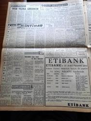 Zafer Gazetesi - 2 Ocak 1958 -  Şehzade Orhan Tarihi Aşk ve Macera Romanı -Başvekil Adnan Menderes'in Kıbrıs'lı Kardeşlerimize Mesajı - Reisicumhur Celal Bayar İstanbul'da - Yeni Seneye Büyük Bir Neşe İçinde Girildi - Dünyada Yılbaşı Nasıl Geçti - Yeni Sene Mesajları - 1958 Senesi Modası - Kerim Hanın Taç Giyme Töreni İçin Hazırlıklar - Manisa'da Bir Günde 160 Davaya Bakıldı - Türk Fransız Kültür Cemiyeti - Agatha Christie'den Dört Gün Sürecek Bir Maceranın Hikayesi İntihar Çeviren Betil Berkman - Eski Maarif Vekili Mustafa Necati Dün Anıldı - İstanbul'da Hiç Bir Kumarhane Kalmayacak - Meşhur Portrelerden Charles Dickens - Asrımızın En Büyük Tenoru Benjamino Gigli - Sinema Dedikoduları - Yılbaşı Gecesinden Resimler - Futbol Federasyonu Başkanı Orhan Şeref Apak - Beşiktaş Vefa Berabere Kaldı - Fenerbahçe Lefter Küçükandonyadis'siz Kampa Girdi