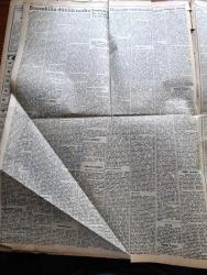 Zafer Gazetesi - 30 Nisan 1958 - Reisicumhurumuz Celal Bayar'ın Yapacağı Ziyaret Dolayısıyla Alman Matbuatında Hararetli Neşriyat - Çin Meclisinde İlk Defa  Yabancı Hükümet Reisi Olarak Adnan Menderes Konuştu - Hariciye Vekilimiz Fatin Rüştü Zorlu'nun Çok Mühim Beyanatı - Nafia Vekili Tevfik İleri Türk Milleti Her An Refah Ve Saadete Yaklaşıyor - Kıbrıs'ta Tedhiş Ve Sabotaj Genişliyor - Saidi Nursi Hakkında Beyanname Dağıtan 7 Kişi Mahkemeye Verildi - Dumlupınar Denizaltısı Çıkarılıyor - Türk Amerikan Derneğinde İslamiyet Mevzuunda Konferans Verilecek - Raybank - Ankara İlkbahar At Yarışları - Trajedya - Suudi Arabistan ve Petrol - Macarlar İle Grekoromen Karşılaşmaları Bu Akşam - Milli Futbol Takımı Elemanları Beşiktaş'ın Karşısında Muvaffak Olamadılar- Safa Yalçuk Spor Aleminin Sevgilisi - Demirspor Kongresi - Narbag Ve Misbag Şarapları