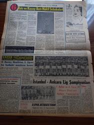 Zafer Gazetesi - 11 Ekim 1957 - Yeni Çimento Fabrikasının Açılış Töreninde Bulunmak Üzere Celal Bayar Ve Adnan Menderes Bugün Afyon'a Hareket Ediyor - Apa Barajının İlahesi Yapıldı - Menemen'de Demokrat Parti Mitingi - Maarif Vekili Tevfik İleri - Motorlu Taşıt İşçileri Birer Ev Sahibi Olacak - Ay Hakkında Münakaşa Başladı - İzmir'de 134 Köy Temiz İçme Suyu Tesisine Kavuştu - Vali Kemal Aygün - Ankara'da Demokrat Parti Seçim Faaliyeti - Dirilen Sevgili Yazan Muazzez Aruoba Yazı Dizisi - Riyaseticumhur Senfoni Orkestrasının Konserleri - Amerikan Başkanı Eisenhower - Minneapolis Senfoni Orkestrası Şefi Antal Doran - Cezayirli Milliyetçi Yusuf Şadi Ve Sevgilisi Nasıl Yakalandı - 1950 1957 Vilayetlerde Yeni Eserler - Şahane Düğünler Senesi 1958 - Erkek Olan Kadın Atlet Diskalifiye Edildi - Muhafızgücü Hentbol Şampiyonu Oldu - İstanbul Ankara Şampiyonları Fenerbahçe Ve Ankaragücü 19 Mayıs Stadının Açılışını Yapacaklar - Dünya Ağır Siklet Eski Boks Şampiyonu Rocky Marciano