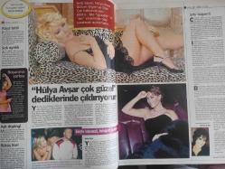 Şamdan Haftalık Aktüalite Sinema Tiyatro Müzik ve Magazin Dergisi - 29 Aralık 2001 - Ajda Pekkan - Funda Gürdağ - Şengül Balıksırtı - Taylan Kılınç - Hülya Avşar - Seda Sayan - Tayfun Duygulu - Denz Akkaya - Süha Yavuz - Özgül Kavruk - Ebru Gündeş - Ajda Pekkan - Çağla Şikel - Selin Toktay - Önder Bekensir - Selhan aloğlu - İbrahim Tatlıses - Esin Övet - Sinan Özedincik - Değer Özergin - Ebru Destan - Doğa Rutkay - Yüksel Aytuğ - Ebru Şancı - Gülşen Yüksel - Ebru Şancı fotoğraf ve haberi - Tam Takım Dergi