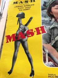 Cephede eğlence, İtalyanca ORİJİNAL SİNEMA, Film AFİŞİ, (M.A.S.H) 1970, FİLM AFİŞİ / POSTERİ - BÜYÜK BOY - ORİJİNAL - 67 X 47 cm EBADINDA - Original Turkish Big Size Movie Poster - Robert Altman, Richard Hooker, Ring Lardner Jr., Donald Sutherland, Elliott Gould, Tom Skerritt, Sally Kellerman, Robert Duvall, Roger Bowen, Rene Auberjonois, David Arkin, Jo Ann Pflug, Gary Burghoff, Fred Williamson, Michael Murphy