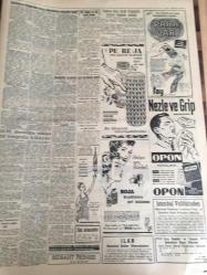 YENİ SABAH GAZETESİ  7 MART 1958 YIL :20 SAYI :6828--Üsküdar 'ın   on günden önce  çıkarılması  mümkün değil ---Avukatlar  tazminat için  harekete geçtiler --Silifke de ki  kamyon  kazasında  4 kişi öldü --B. Arap Cumhuriyeti  Kral  Suuda Cephe Aldı --25 m  derinlikte  çekilen bir fotoğrafın  hikayesi ---Vali Zinde milletler  acılarını  kısa zamanda  giderirler  dedi --Halı  çalan müezzin  56 ay hapse  mahkum oldu --Nasır  , Tunus Reisicumhuru Burgiba 'yı  öldürtmek istedi --Sinema :Bu haftadaki  filmler : Şöhretin Sonu ,Godzilla -İş ve İşçi  Dayanışma Kurulu  Dün  Mühim  Kararlar Aldı --Monaco Prensinin  Büyük Annesi Sahnede --Yemen Dün  Arap Cumhuriyetine Resmen Katıldı --Yeni Sabah  Felaketzede Aileleri Ziyaret Ediyor --Profesyonel  Futbolcular Sendika Kurmak İstiyor  :Takım kaptanları  arzularını  Orhan Şeref  Apak 'a bildirdiler --
