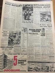 YENİ SABAH GAZETESİ  9 HAZİRAN 1959  YIL :22 SAYI :7280---Yeni Sabah Gazetesi Yazı İşleri Müdürlüğüne --Reisi Cumhur Celal Bayar İtalya 'ya Gitti --Aygün İmardan dönülemez dedi --Tahkikat Önergelerine  Sıra  Gelecek Dedi --Amerika da  bir posta paketi  güdümlü  roketle nakledildi --Robert Kolejinde Yeni Bir Hadise --NATO Konfederasyonu Kurulmasına  Çalışılıyor --Fenerbahçe ve Galatasaray  Yarını Kampta Bekliyor --Balkan Güreş Şampiyonası  Spor  Sarayına Alınacak --Polonya Milli Maçı Türk Voleybolunda ileri  bir hamledir --