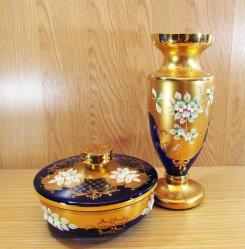 ViNTaGe MİNELİ ALTıN YaLDıZLı BOHEM KriSTaL CAM VAZO ve B.ŞEKERLİK...