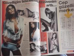 Şamdan Haftalık Aktüalite Sinema Tiyatro Müzik ve Magazin Dergisi - 5 Ekim 2002 - Derya Tuna - İbrahim Tatlıses - Asena - Deha Orhan - İpek Tanrıyar - Funda Barın - Seda Sayan - Gökhan Şükür - Ece Erken - Serhat Akın - Şenol İpek - Gökhan Özen - Serkan Şedele - İlhan Mansız - Hakan Ural - Tarkan - Türkan Şoray - Rafet El Roman - Tuğba Altıntop - Cem Davran - Ebru Şallı - Harun Tan - Alişan - Mehmet Ali Erbil - Ebru Gündeş - Müslüm Gürses - Birgül Güngör - Emine Ün - Esra Eron - Mustafa Sirmen - Sibel Can - Kadir İnanır - İbrahim Tatlıses - Zerrin Özer - Ayşegül Aldinç - Orhan Gencebay - Hülya Avşar - Tarık Akan - Sezen Aksu - Sinan Çetin - Elif Germiyanlıgil - Burcu Esmersoy - Sinan Hıncal - Nigar Talibova - Aysu Baceoğlu - Burhan Çaçan - Osman Yağmurdereli - İzzet Yıldızhan fotoğraf ve haberi - Tam Takım Dergi