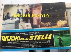 Yıldızların Gerisindeki Gözler, İtalyanca ORİJİNAL SİNEMA, Film AFİŞİ, (Occhi dalle stelle) 1978, FİLM AFİŞİ / POSTERİ - BÜYÜK BOY - ORİJİNAL - 64 X 46 cm EBADINDA - Original Turkish Big Size Movie Poster - Mario Gariazzo, Robert Hoffmann, Nathalie Delon, Martin Balsam, Sherry Buchanan, Victor Valente, Sergio Rossi, Mario Novelli, Franco Garofalo, Carlo Hintermann, Giovanna De Luca, Bruno Di Luia, George Ardisson, Franco Beltramme, Tom Felleghy, Cesare Nizzica, Eolo Capritti, Giovanni Cianfriglia, Massimo Ciprari, Mario Erpichini, Fulvio Mingozzi, Alex Partexano