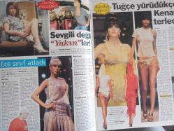 Şamdan Haftalık Aktüalite Sinema Tiyatro Müzik ve Magazin Dergisi - 17 Mayıs 2003 - Demet Akalın - Şengül Balıksırtı - Gülşen Yüksel - Seren Serengil - Berdan Mardini - Cengiz İmren - Hakan Peker - Adamo - Ajda Pekkan - Selin toktay - Fatih Gökşen - Muazzez Ersoy - İbrahim Kutluay - Bade İşçil - Ceyda Düvenci - Mahsun Kırmızıgül -Ali Güven - Kenan Doğulu - Tuğçe Kazaz - Kenan Doğulu - Zaza Enden - Ece Gürsel - Mustafa Sandal - Gülay Kamaz - Semra Özal - Tuğba Coşkun - Hülya Avşar - Verda Penso - Burcu Esmersoy - Çiğdem Kayalı - Sinan Akın - Ceylan Çapa - Şebnem Çapa - Anna Demir - Serdar Ortaç - Aslı Şen - Tuğçe Kazaz - Yonca Evcimik - Aslı Gedikoğlu - Nefise Karatay - İlgi Gövsa - Nefise Karatay - Sinan Özen - Aysun Kayacı - Necdet Güral fotoğraf ve haberi - Tam Takım Dergi