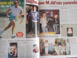 Şamdan Haftalık Aktüalite Sinema Tiyatro Müzik ve Magazin Dergisi - 17 Mayıs 2003 - Demet Akalın - Şengül Balıksırtı - Gülşen Yüksel - Seren Serengil - Berdan Mardini - Cengiz İmren - Hakan Peker - Adamo - Ajda Pekkan - Selin toktay - Fatih Gökşen - Muazzez Ersoy - İbrahim Kutluay - Bade İşçil - Ceyda Düvenci - Mahsun Kırmızıgül -Ali Güven - Kenan Doğulu - Tuğçe Kazaz - Kenan Doğulu - Zaza Enden - Ece Gürsel - Mustafa Sandal - Gülay Kamaz - Semra Özal - Tuğba Coşkun - Hülya Avşar - Verda Penso - Burcu Esmersoy - Çiğdem Kayalı - Sinan Akın - Ceylan Çapa - Şebnem Çapa - Anna Demir - Serdar Ortaç - Aslı Şen - Tuğçe Kazaz - Yonca Evcimik - Aslı Gedikoğlu - Nefise Karatay - İlgi Gövsa - Nefise Karatay - Sinan Özen - Aysun Kayacı - Necdet Güral fotoğraf ve haberi - Tam Takım Dergi