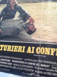 MACERACILAR, İtalyanca ORİJİNAL SİNEMA, Film AFİŞİ, (AVVENTURIERI AI CONFINI DEL MONDO - High Road to China) 1983, FİLM AFİŞİ / POSTERİ - BÜYÜK BOY - ORİJİNAL - 66 X 45 cm EBADINDA - Original Turkish Big Size Movie Poster - Brian G. Hutton, Jon Cleary, Sandra Weintraub, S. Lee Pogostin, Tom Selleck, Bess Armstrong, Jack Weston, Wilford Brimley, Robert Morley, Brian Blessed, Cassandra Gava, Michael Sheard, Lynda La Plante, Timothy Carlton, Shayur Mehta, Terry Richards, Jeremy Child, Peter Llewellyn Williams, Dino Shafeek, Robert Lee, Peggy Sirr, Anthony Chinn, Chua Kah Joo, Ric Young, Simon Prebble, Daniel Clucas, John Higginson, Timothy Bateson