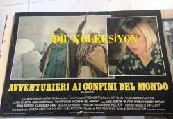 MACERACILAR, İtalyanca ORİJİNAL SİNEMA, Film AFİŞİ, (AVVENTURIERI AI CONFINI DEL MONDO - High Road to China) 1983, FİLM AFİŞİ / POSTERİ - BÜYÜK BOY - ORİJİNAL - 66 X 45 cm EBADINDA - Original Turkish Big Size Movie Poster - Brian G. Hutton, Jon Cleary, Sandra Weintraub, S. Lee Pogostin, Tom Selleck, Bess Armstrong, Jack Weston, Wilford Brimley, Robert Morley, Brian Blessed, Cassandra Gava, Michael Sheard, Lynda La Plante, Timothy Carlton, Shayur Mehta, Terry Richards, Jeremy Child, Peter Llewellyn Williams, Dino Shafeek, Robert Lee, Peggy Sirr, Anthony Chinn, Chua Kah Joo, Ric Young, Simon Prebble, Daniel Clucas, John Higginson, Timothy Bateson