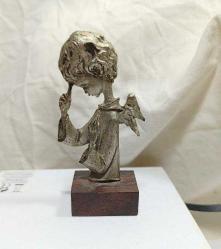 K70------İTALYA ÜRETİMİ ESKİ ÇOCUK HEYKELCİĞİ