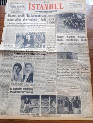 Yeni İstanbul Gazetesi - 10 Haziran 1956 - Ticaret Vekili Kalkınmamızın Nefes Alma Devrindeyiz Dedi - Darüşşafakalılar Cemiyeti Kongresi - Gıyas Akdeniz - Kıbrıs Türklerinin Atina'ya Verdiği Cevap - Hollywood'un Sinema Artisti Gary Cooper Konuştu - Savcılık Dün Halk Gazetesini Toplattırdı - Amerikan Başkanı Eisenhower Başarılı Bir Ameliyat Geçirdi - Pfizer Türk İlaç Fabrikasının Temeli Atıldı - Başvekil Adnan Menderes İstanbul'a Geldi - Hakem Galatasaray Kasımpaşa Maçını Tatil Etti - Nasuhi Baydar - Edebi Tefrikamız Muhtar Yazan Fikret Arıt Yazı Dizisi - Mareşal Bulganin'in Başkan Eisenhower'e Yolladığı Mektup - İngiliz Meşhurları Sir Walter Monckton - Puro Tuvalet Sabunları - Beşiktaş Ankara'da Hacettepe'yi Yendi - Ankara At Yarışları - İstanbul Radyosu Programı- Erkek Elbiselerinin Temizlenmesi - Avrupa Terzilerinin Modellerinden Çizgiler