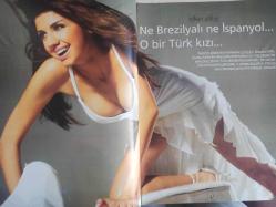 Şamdan Haftalık Aktüalite Sinema Tiyatro Müzik ve Magazin Dergisi - 5 Haziran 2004 - Nihan Akkuş - Irmak Ünal - Dilek Serbes - Toprak Sergen - Nez - Şengül Balıksırtı - Kenan Doğulu - Tuğçe Kazaz - Serdar Bilgili - Kemal Derviş - Erol Derviş - Türkan Şoray - Cihan Ünal - Deniz Seki - Öykü Erdem - Çağla Şikel - Gülben Ergen - Kenan Doğulu - Ayşe Hatun Önal - Davut Güloğlu - Emel Müftüoğlu - Ece Sükan - Şebnem Özinal - Cemil İpekçi - Teoman - Mehmet Aslantuğ - Seben Koçibey - Mehmet Aslantuğ - Ozan Güven - Orhan Gencebay - Sevim Emre - Emre Irmak - Gürkay Uygun - Şebnem Ferah - Güliz Onursal - Cemal Özgörkey - Perihan Akı - Yasemin Bozkurt - Deniz Akkaya - Azra Akın - Sibel Turnagöl fotoğraf ve haberi - Tam Takım Dergi