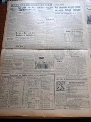 Yeni İstanbul Gazetesi - 12 Eylül 1952 - Merkezi İran'da Kabileler Arası Çarpışmalar Oluyor - NATO Başkomutanı General Ridgway Türkler En Üstün Askere Sahip Devlet - Birinci Ordunun Manevrası Muvaffakiyetle Sona Erdi - Amiral Carney Bugün Ankara'da Temaslarına Başlayacak - Üsküdar Cezaevinde Mahkumlar Dün Müdür Ve Gardiyanlara Hücum Etti - Milletlerarası Sosyoloji Kongresi Dün Açıldı - Esir Şehrin İnsanları Yazan Nureddin Demir (Kemal Tahir) Yazı Dizisi - Prens Sabahaddinin Cenazesi Bugün Kaldırılıyor - Karacaahmet İle Bağlarbaşı Yolu Tanzim Ediliyor - Sabahaddin Bey Yazan Habib Edib Törehan - Başbakan Adnan Menderes İzmit'te İsmet İnönü'ye Cevap Verecek - Dünya Kalkınma Bankasının Toplantısı - Türkiye Fransa Ticari Münasebetleri - Paris'i Dolaşalım Opera Meydanı - Profesyonel Lig Futbol Maçlarına Başlanıyor - 1. Ordu Tatbikatından Resimli Röportaj - Çapamarka - Papazyan Biçki Ve Dikiş Yurdu - Kıbrıs Havayolları