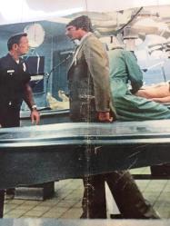 Los Angeles Cinayeti, İtalyanca ORİJİNAL SİNEMA, Film AFİŞİ, (LOS ANGELES 5 DISTRETTO POLIZIA - The Blue Knight) 1973, FİLM AFİŞİ / POSTERİ - BÜYÜK BOY - ORİJİNAL - 65 X 45 cm EBADINDA - Original Turkish Big Size Movie Poster - Robert Butler,  Joseph Wambaugh, E. Jack Neuman, William Holden, Lee Remick, Joe Santos, Sam Elliott, Eileen Brennan, Vic Tayback, Anne Archer, Lucille Benson, Ja'net DuBois, 	Mario Roccuzzo, Jamie Farr, David Moody, Gloria LeRoy, Richard Collier, Kenneth Wolger, George DiCenzo, Raymond Guth, Emile Meyer, Ernest Esparza III, John Quade, Janit Baldwin, Arell Blanton