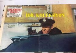 Los Angeles Cinayeti, İtalyanca ORİJİNAL SİNEMA, Film AFİŞİ, (LOS ANGELES 5 DISTRETTO POLIZIA - The Blue Knight) 1973, FİLM AFİŞİ / POSTERİ - BÜYÜK BOY - ORİJİNAL - 65 X 45 cm EBADINDA - Original Turkish Big Size Movie Poster - Robert Butler,  Joseph Wambaugh, E. Jack Neuman, William Holden, Lee Remick, Joe Santos, Sam Elliott, Eileen Brennan, Vic Tayback, Anne Archer, Lucille Benson, Ja'net DuBois, 	Mario Roccuzzo, Jamie Farr, David Moody, Gloria LeRoy, Richard Collier, Kenneth Wolger, George DiCenzo, Raymond Guth, Emile Meyer, Ernest Esparza III, John Quade, Janit Baldwin, Arell Blanton